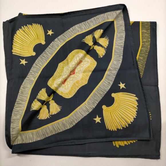 Hermes Scarf set Silk Satin - Picture 2 of 4